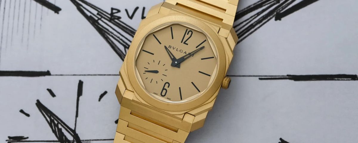 La versione sabbiata in oro giallo dell’Octo Finissimo è la prova tangibile del concetto di lusso firmato Bulgari
