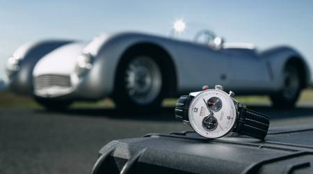 Il Noramis Chronograph Sachsen Classic 2025 in edizione limitata è il frutto dell’incontro tra la passione per le corse storiche e il design dell’orologeria tedesca contemporanea.