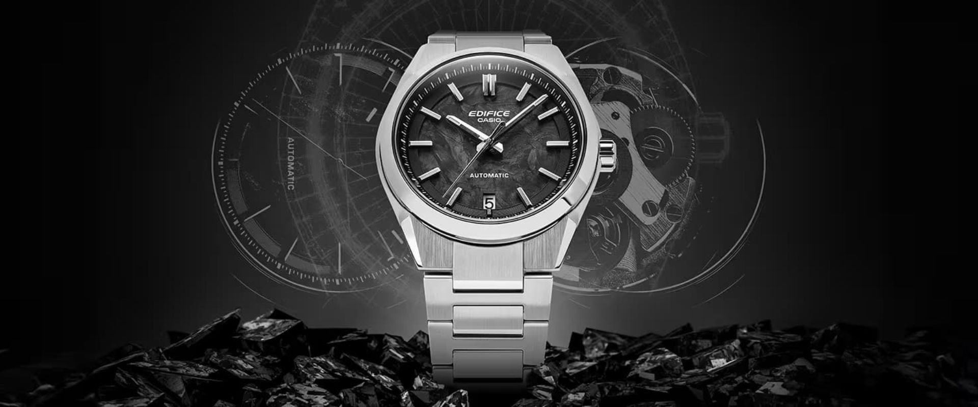Casio introduce la sua prima linea di orologi meccanici, la serie Edifice EFK-100 Automatic.