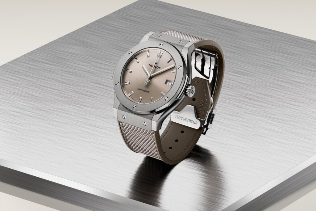 hublot essential taupe