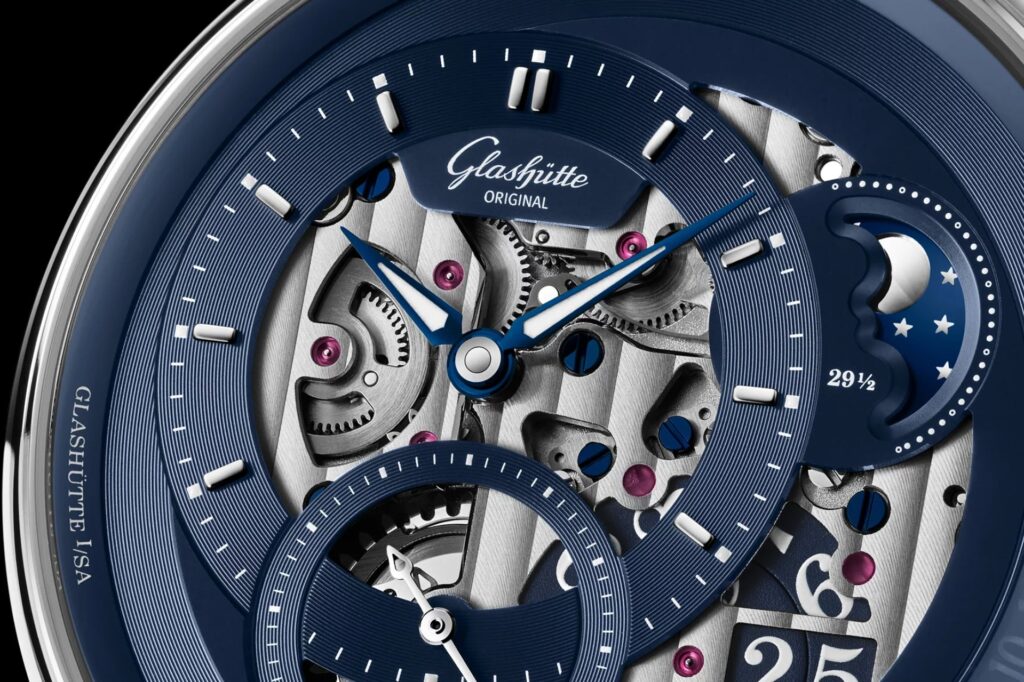 dettaglio quadrante orologio Glashütte Original PanoMaticCalendar Skeleton Blue of Dawn