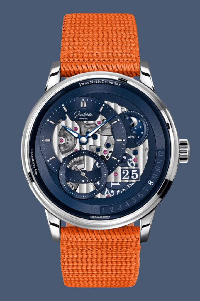 orologio Glashütte Original PanoMaticCalendar Skeleton Blue of Dawn con cinturino in tessuto sintetico colore arancione